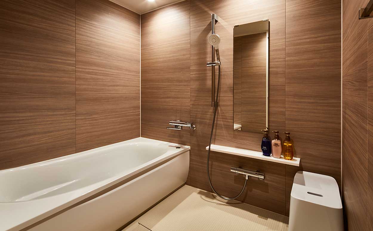 コーナーデラックスのバス