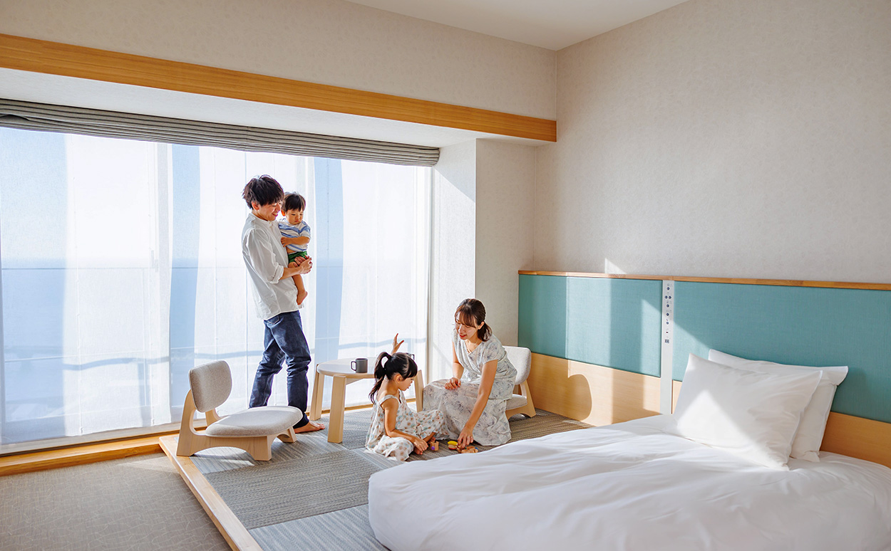 デラックス 畳小上りで過ごすお子様連れの家族